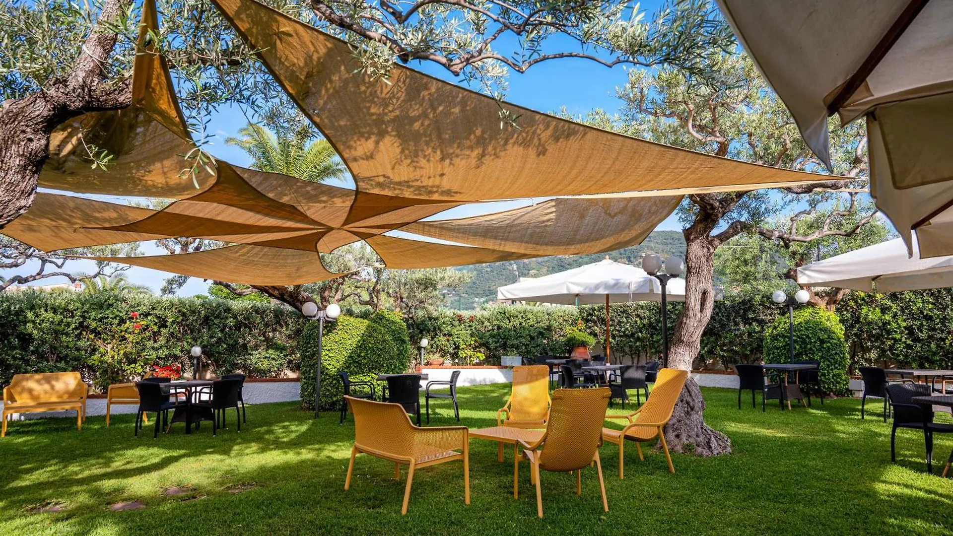 Hotiday Room Collection - Cefalu Mazzaforno 4*,  Italy