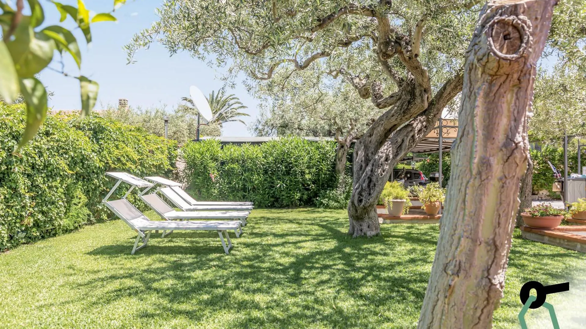 **** Hotell Hotiday Room Collection - Cefalu Mazzaforno Italien