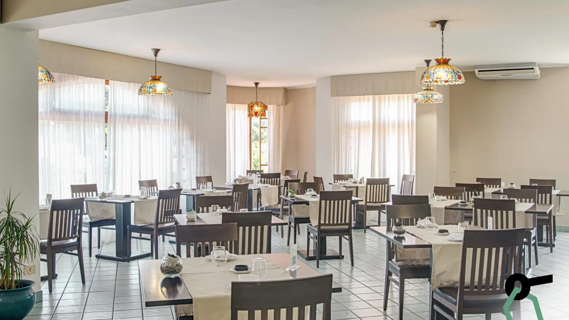 Hotiday Room Collection - Cefalu Mazzaforno
